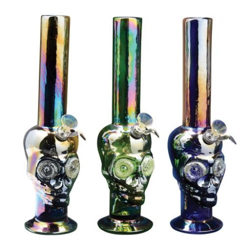 SKULL WATER PIPE by RETRO GLASS Retro 13" soft glass platinum metallic skull water pipe with diamond glow eyes.